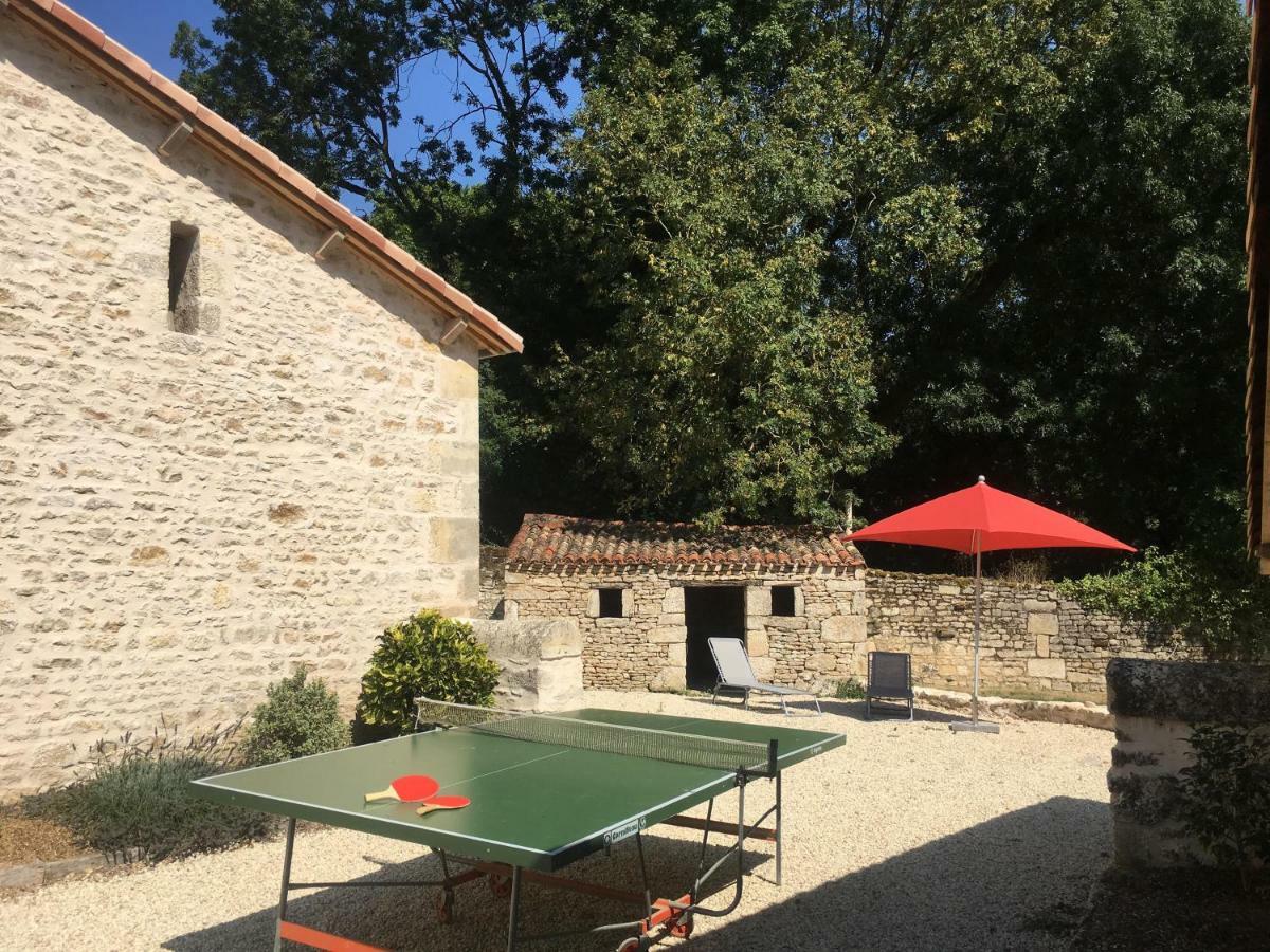 Gites Les Demeures De Valette Azay-le-Brule Luaran gambar